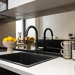 아파트 Manu Art Living Prestige Victoriei 부쿠레슈티