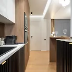 Manu Art Living Prestige Victoriei *