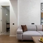 Manu Art Living Prestige Victoriei 부쿠레슈티