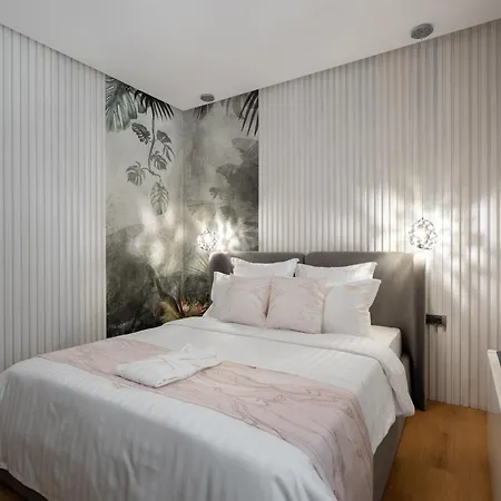 Manu Art Living Prestige Center بوخارست