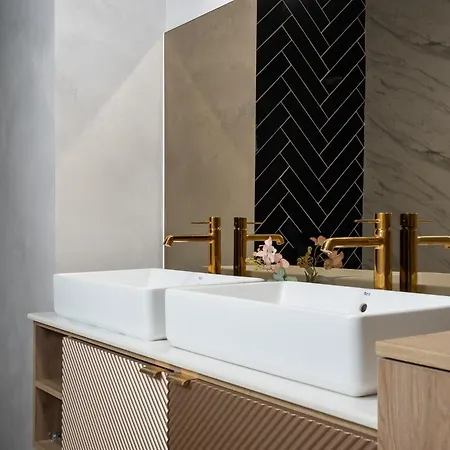 Manu Art Living Prestige Center بوخارست