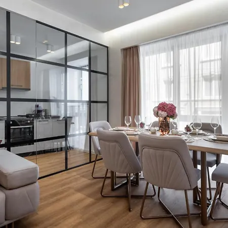 شقة Manu Art Living Prestige Center *