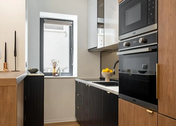 Manu Art Living Prestige Victoriei *