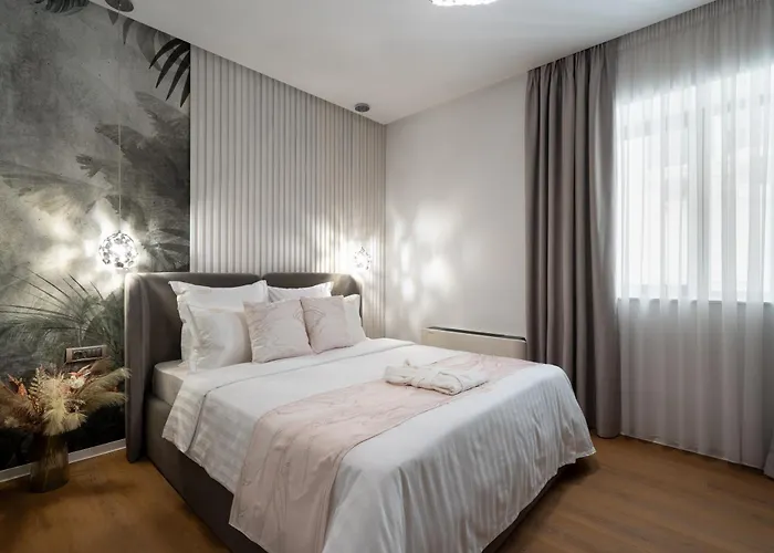 Manu Art Living Prestige Victoriei *