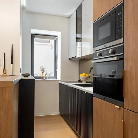 Manu Art Living Prestige Victoriei *